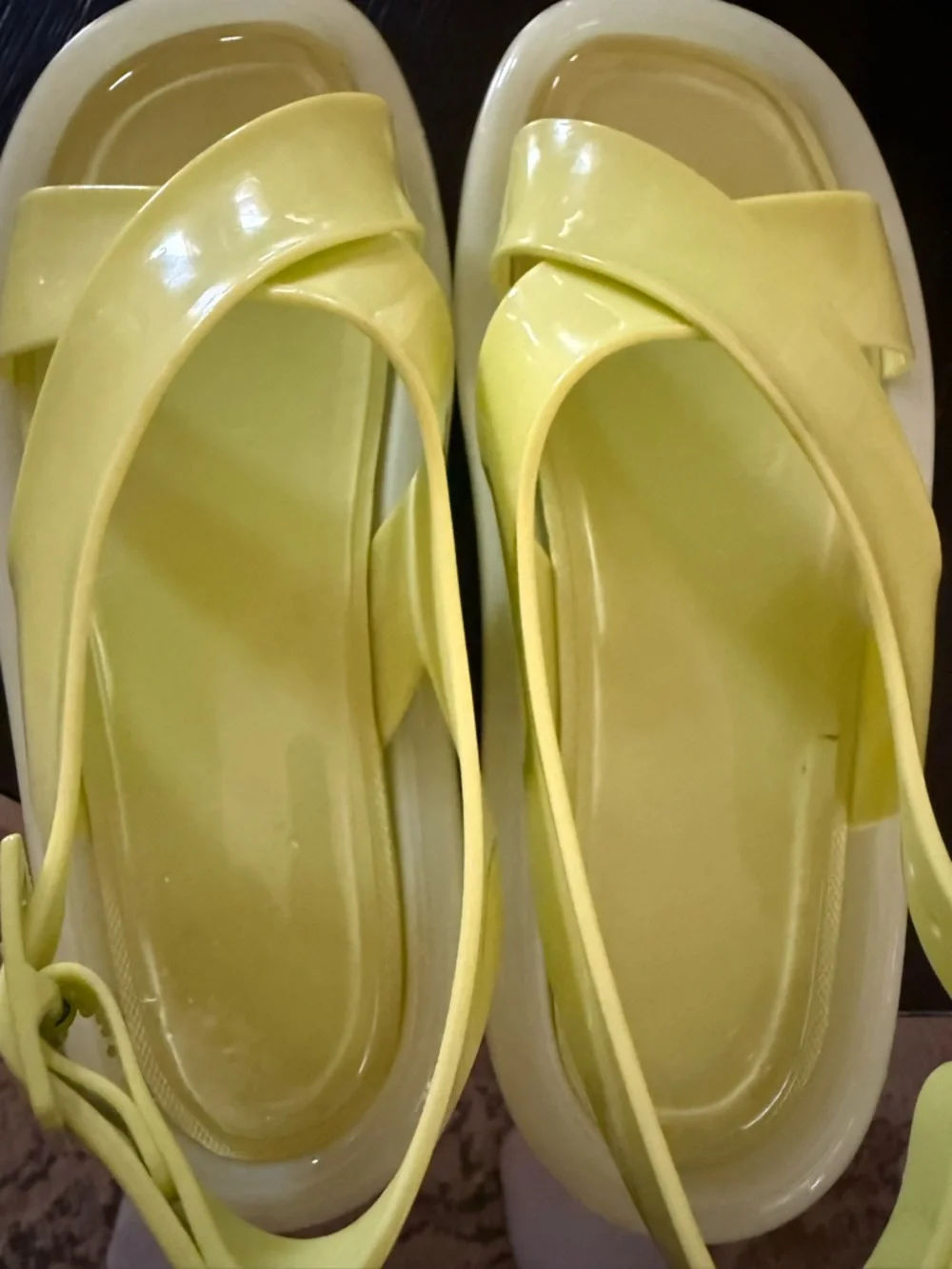 Tory Burch Neon Yellow Jelly Sandals Size 7 - Picture 6 of 7